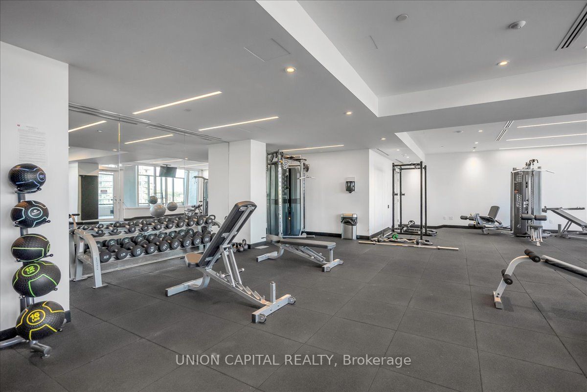1926 Lakeshore Blvd W, #3216