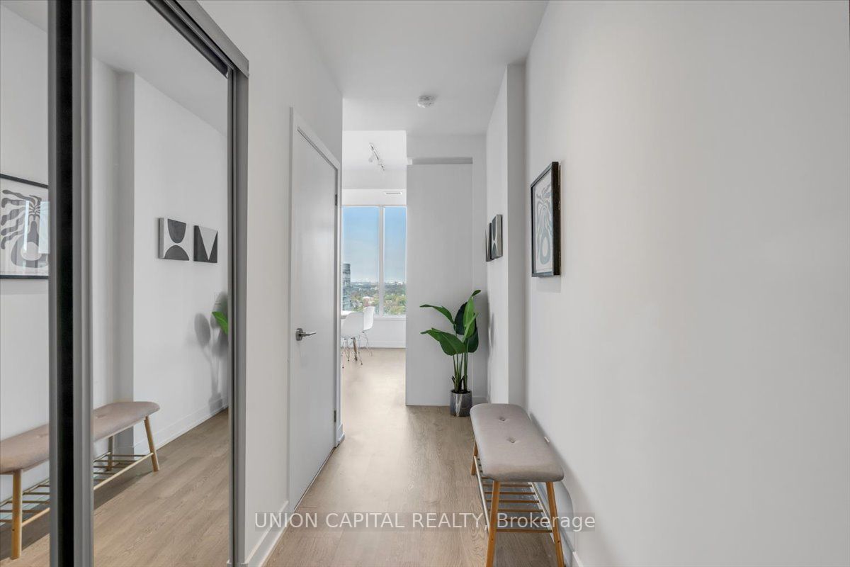 1926 Lakeshore Blvd W, #3216
