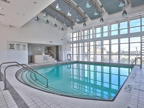 3939 Duke Of York Blvd, #2409