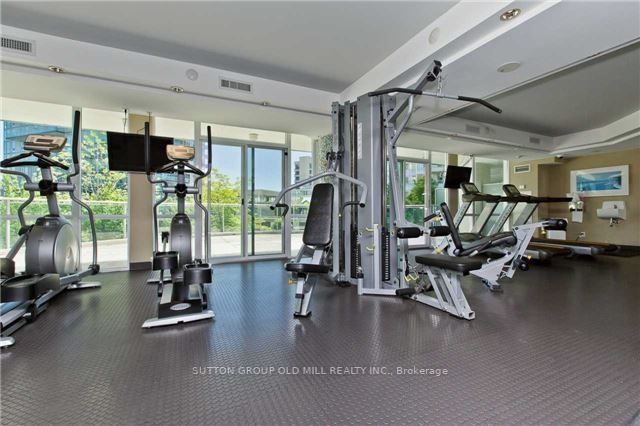 3939 Duke Of York Blvd, #2409