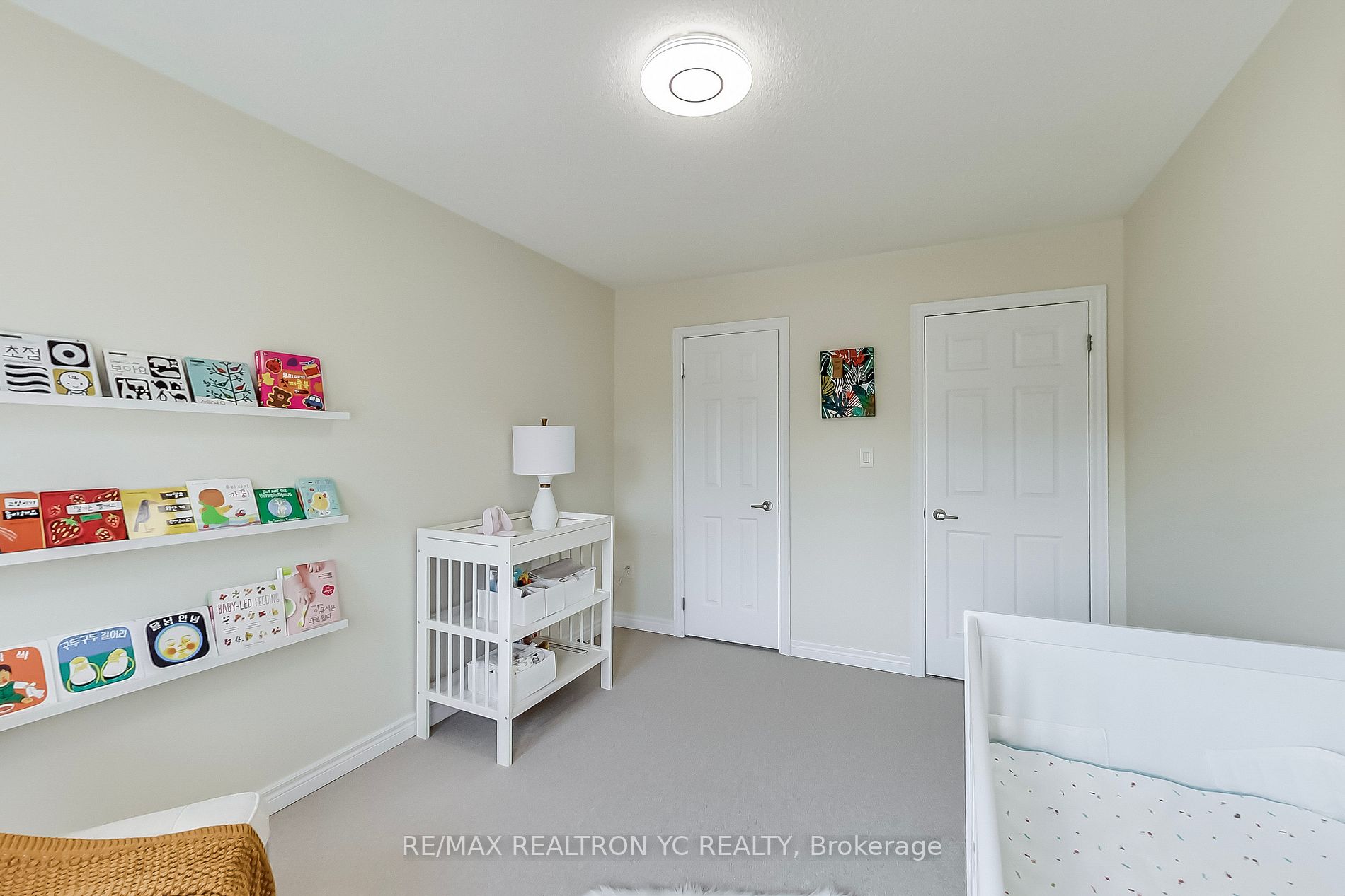 2335 Wuthering Heights Way
