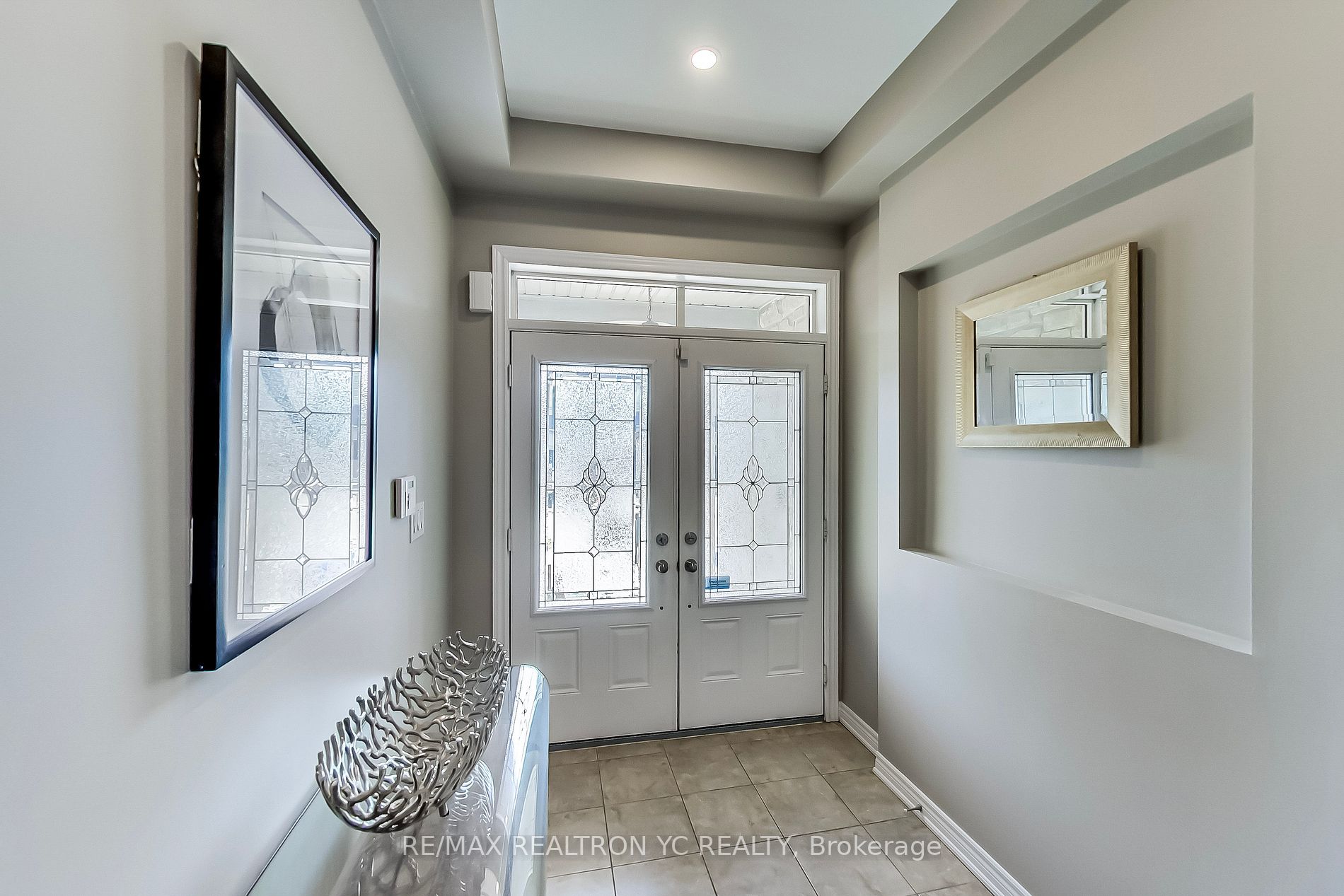 2335 Wuthering Heights Way