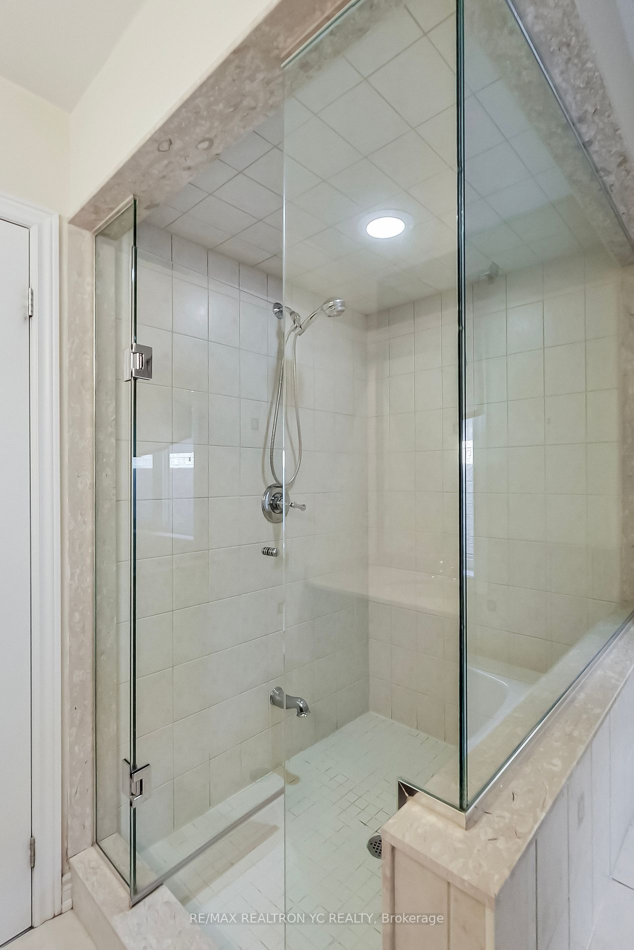 2335 Wuthering Heights Way
