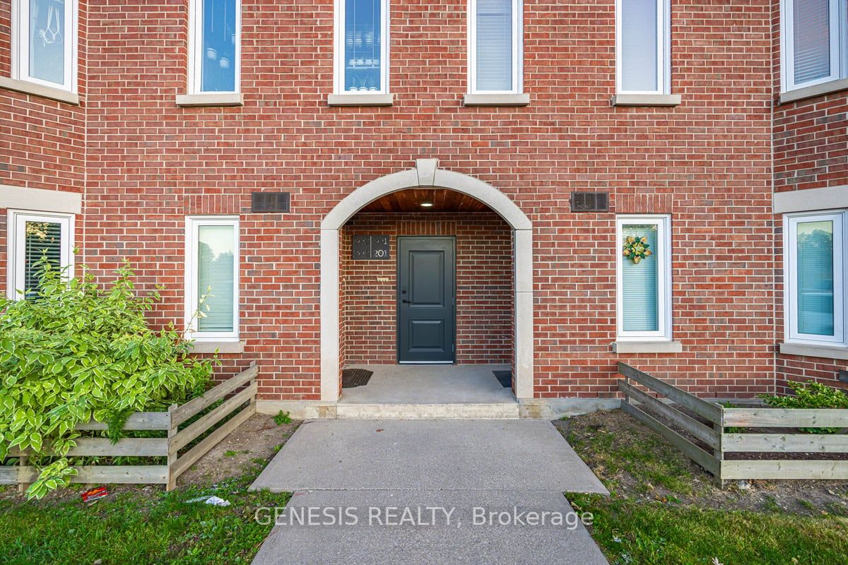 3095 Cawthra Rd, #201