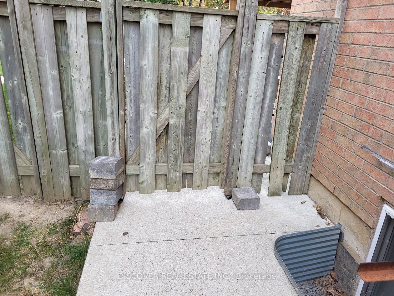 4647 Wayside Crt, #Bsmt