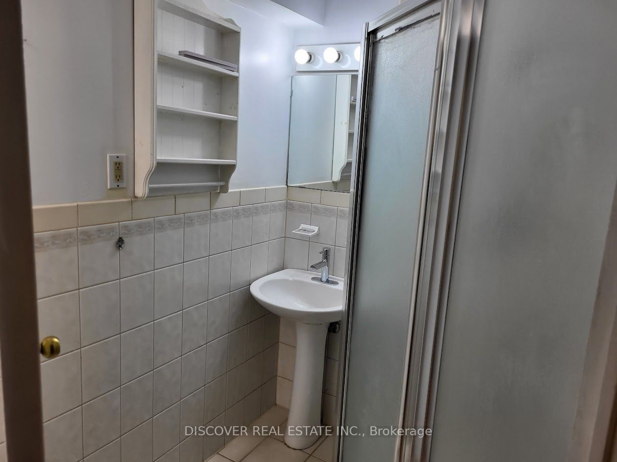 4647 Wayside Crt, #Bsmt