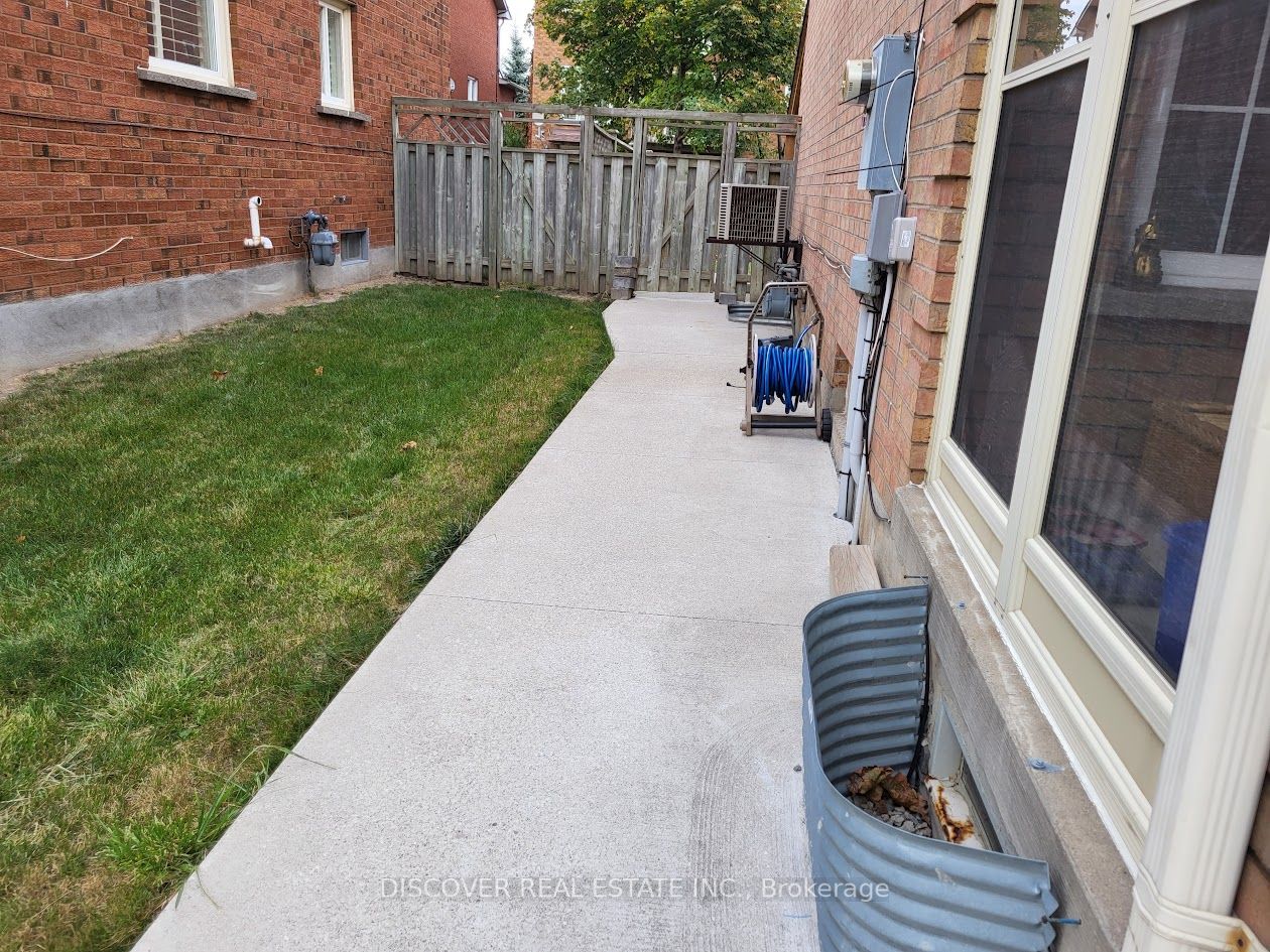 4647 Wayside Crt, #Bsmt