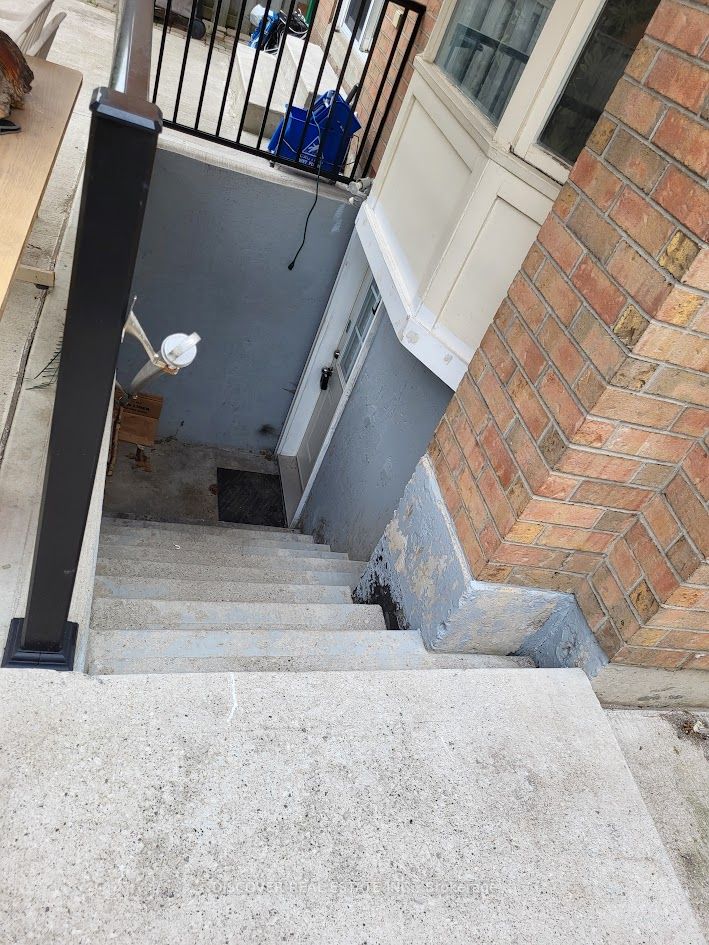 4647 Wayside Crt, #Bsmt