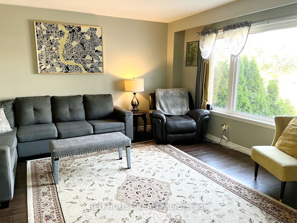 71 Forsythia Rd