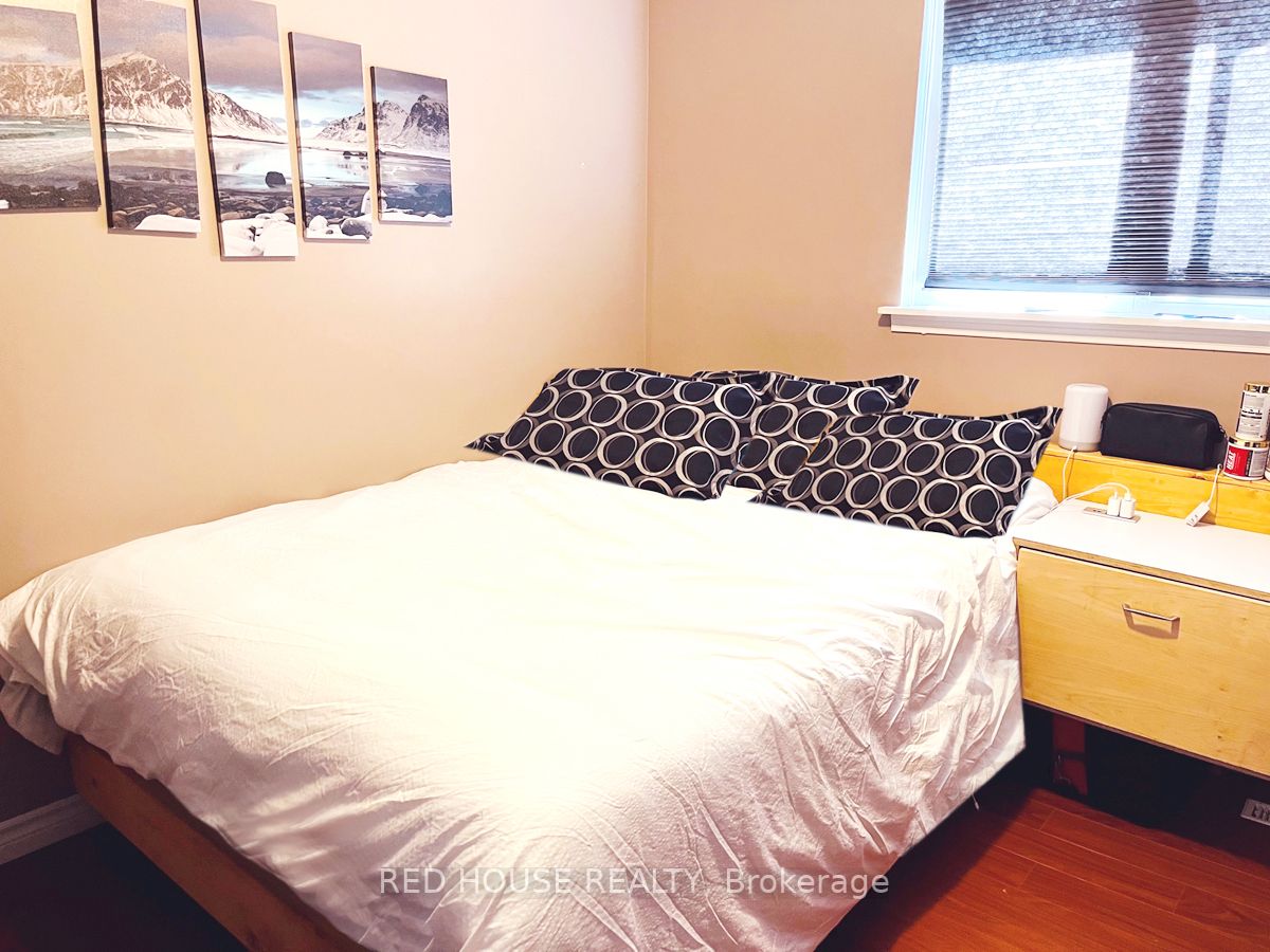 71 Forsythia Rd