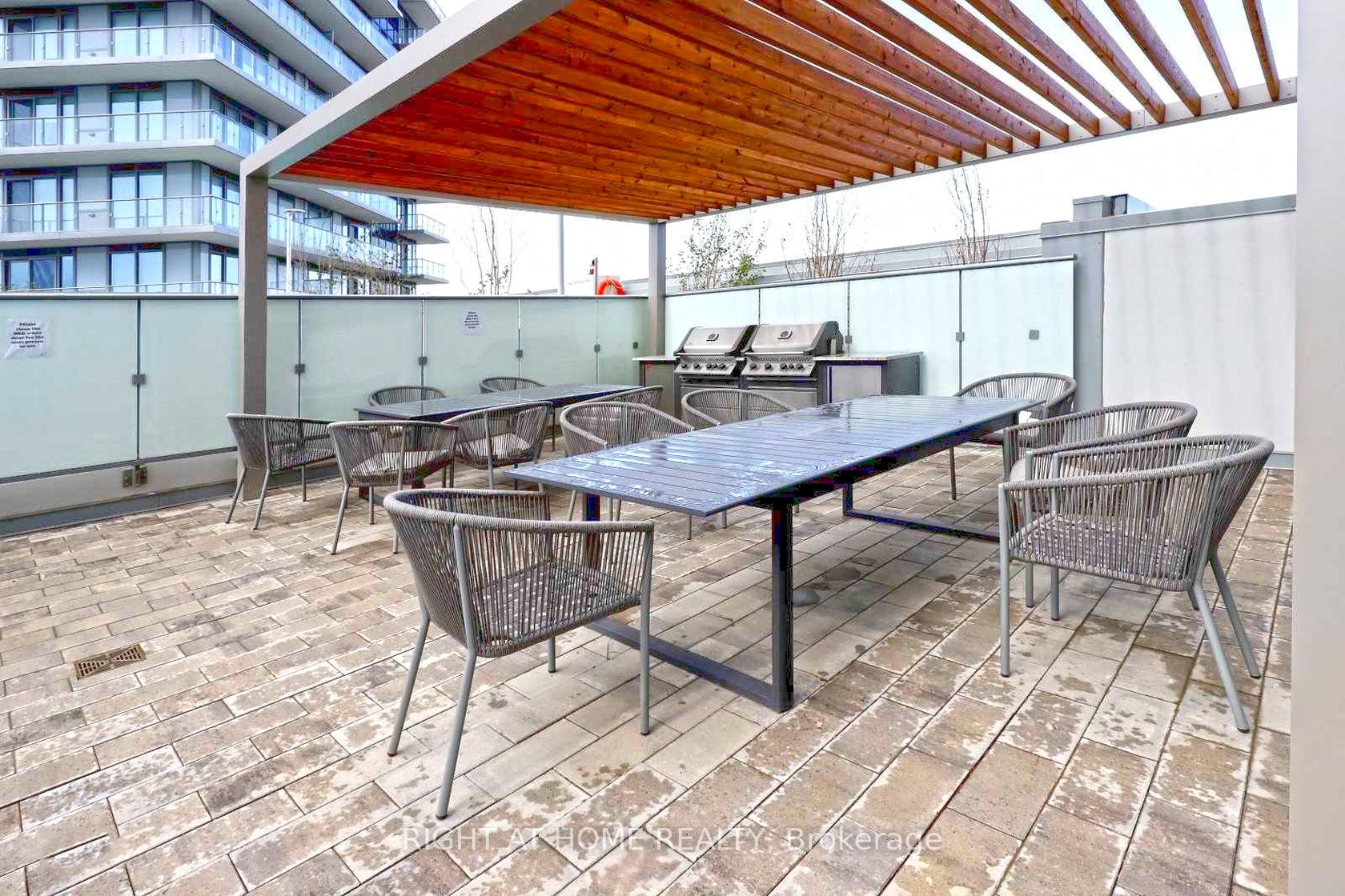 4655 Metcalfe Ave, #306