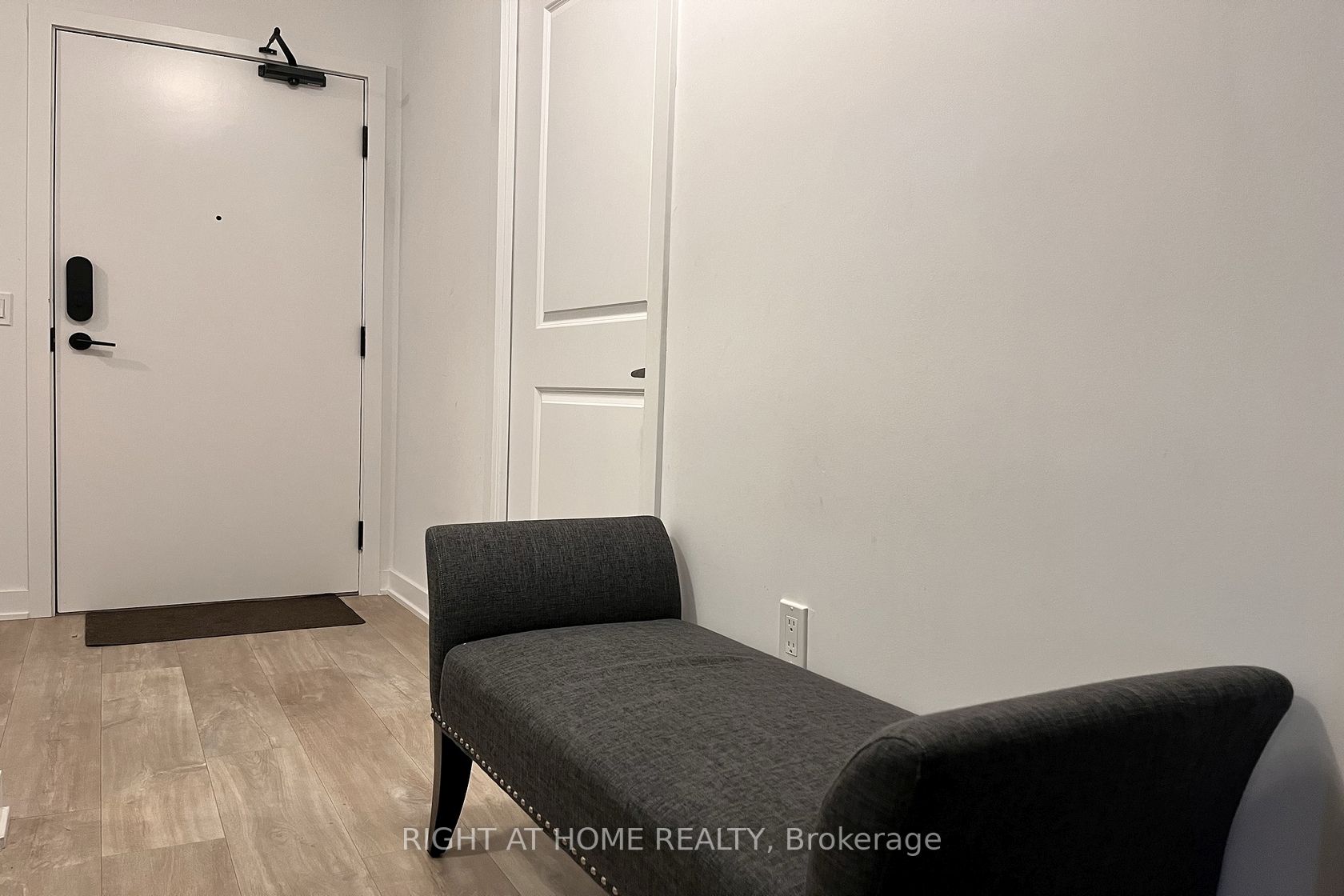 4655 Metcalfe Ave, #306