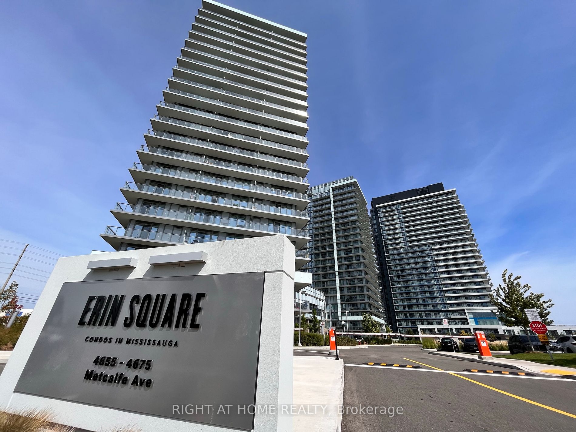 4655 Metcalfe Ave, #306