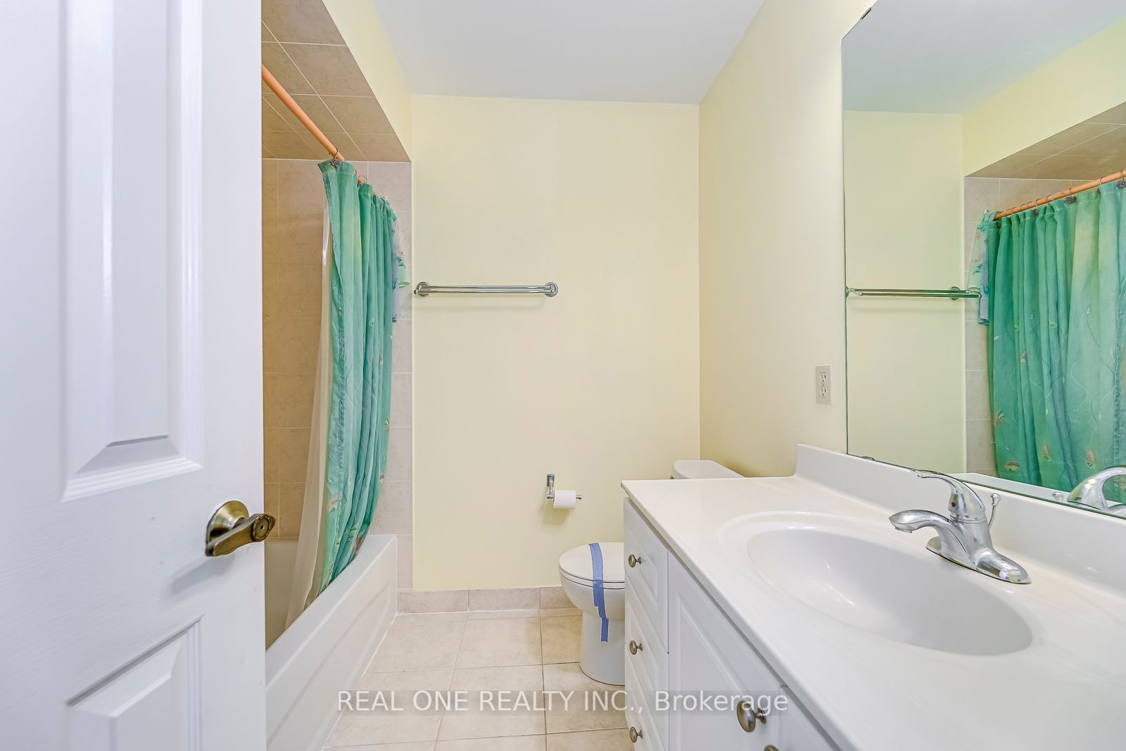 4308 Bacchus Cres