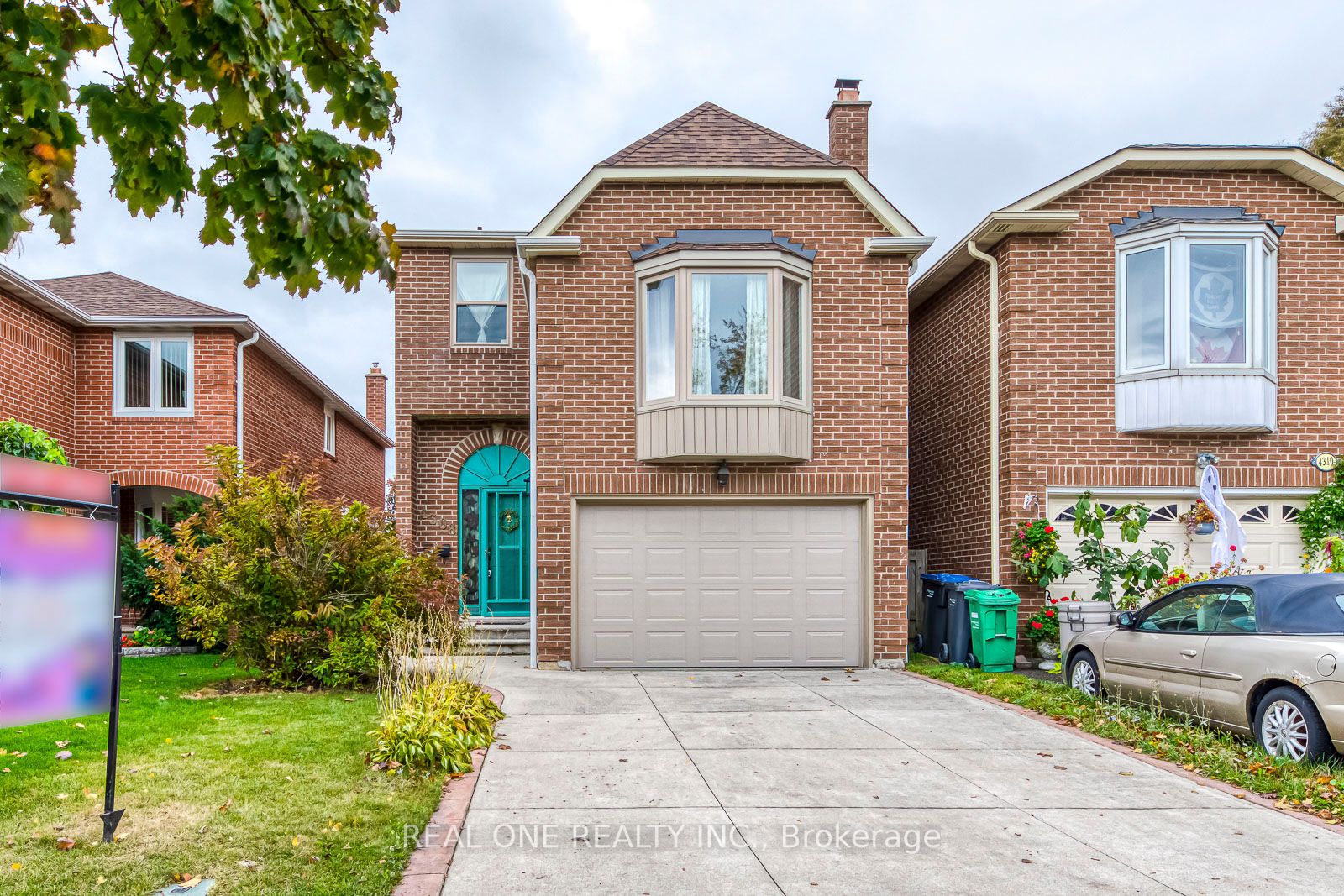 4308 Bacchus Cres