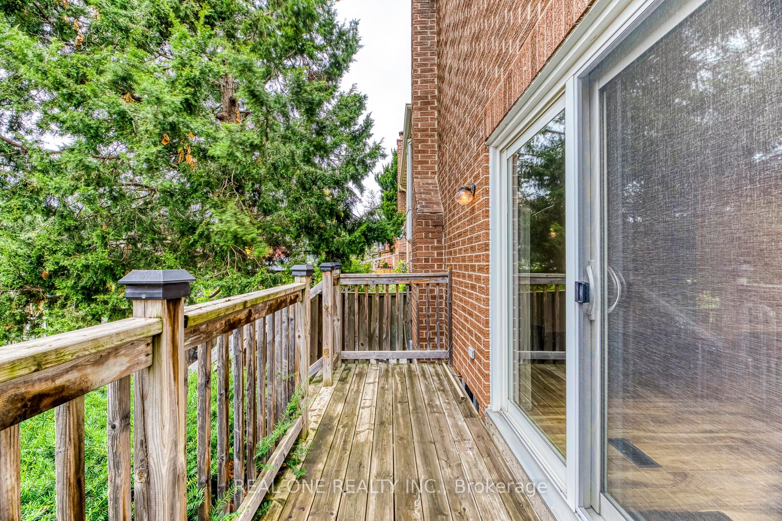4308 Bacchus Cres