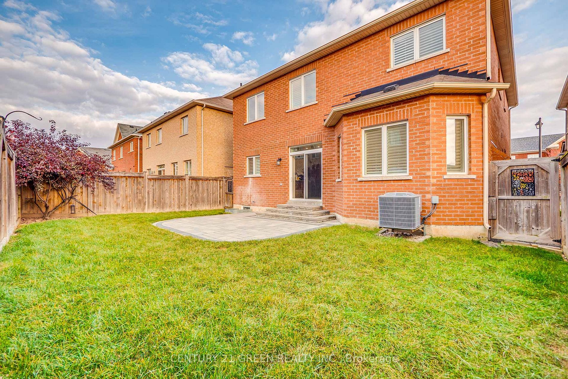 508 Hinchey Cres