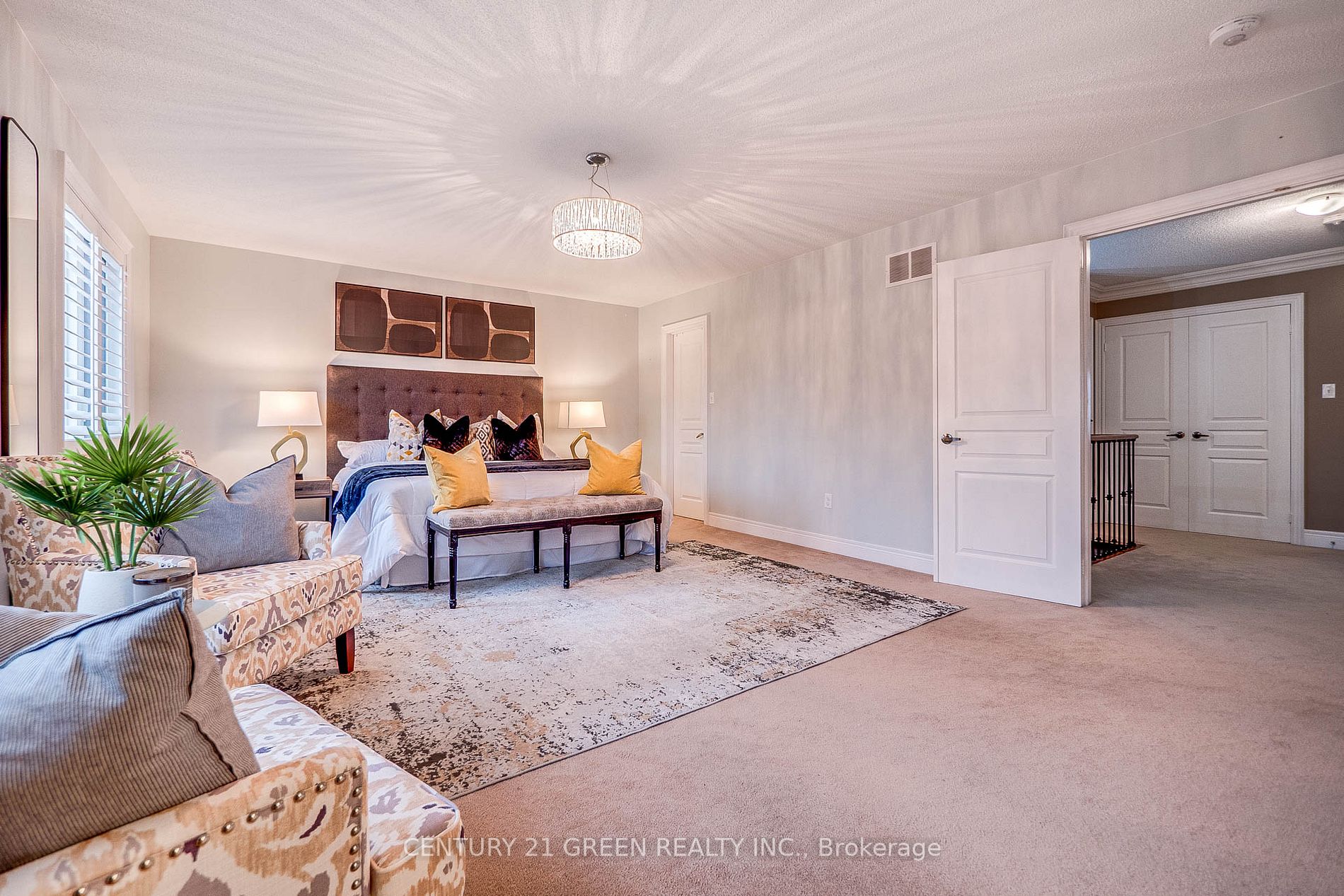 508 Hinchey Cres