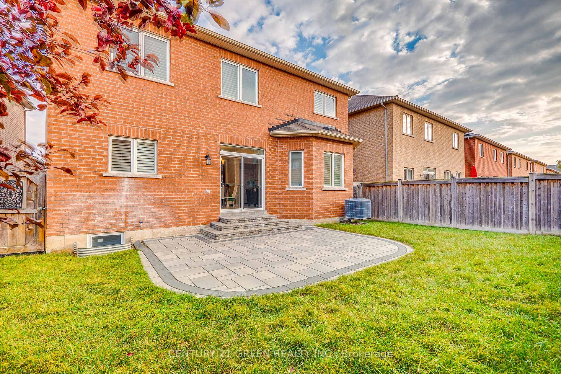 508 Hinchey Cres