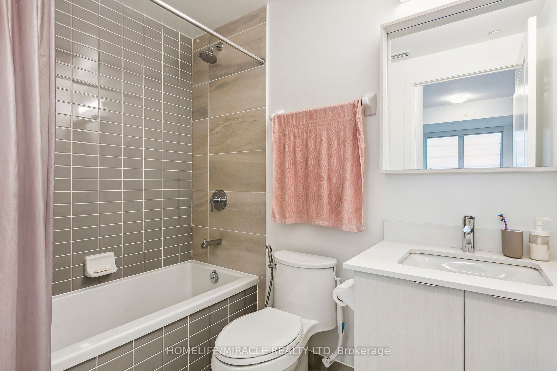 4655 Metcalfe Ave, #302