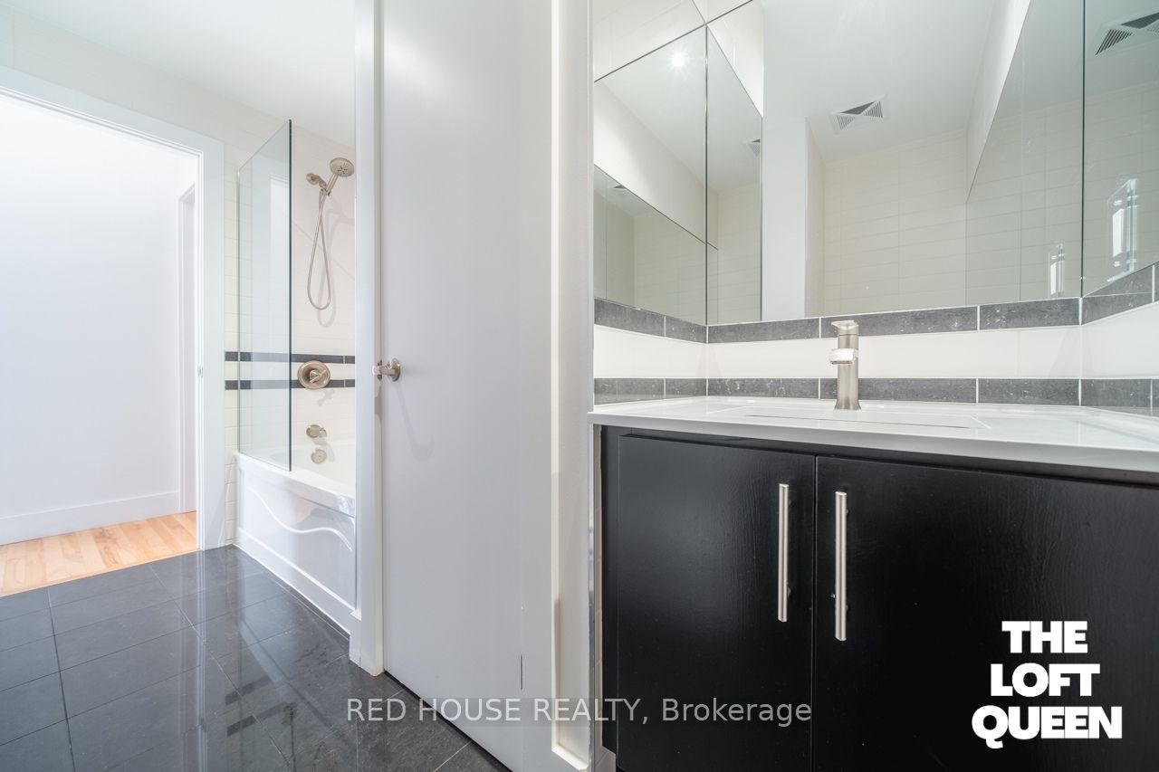 99 Chandos Ave, #206