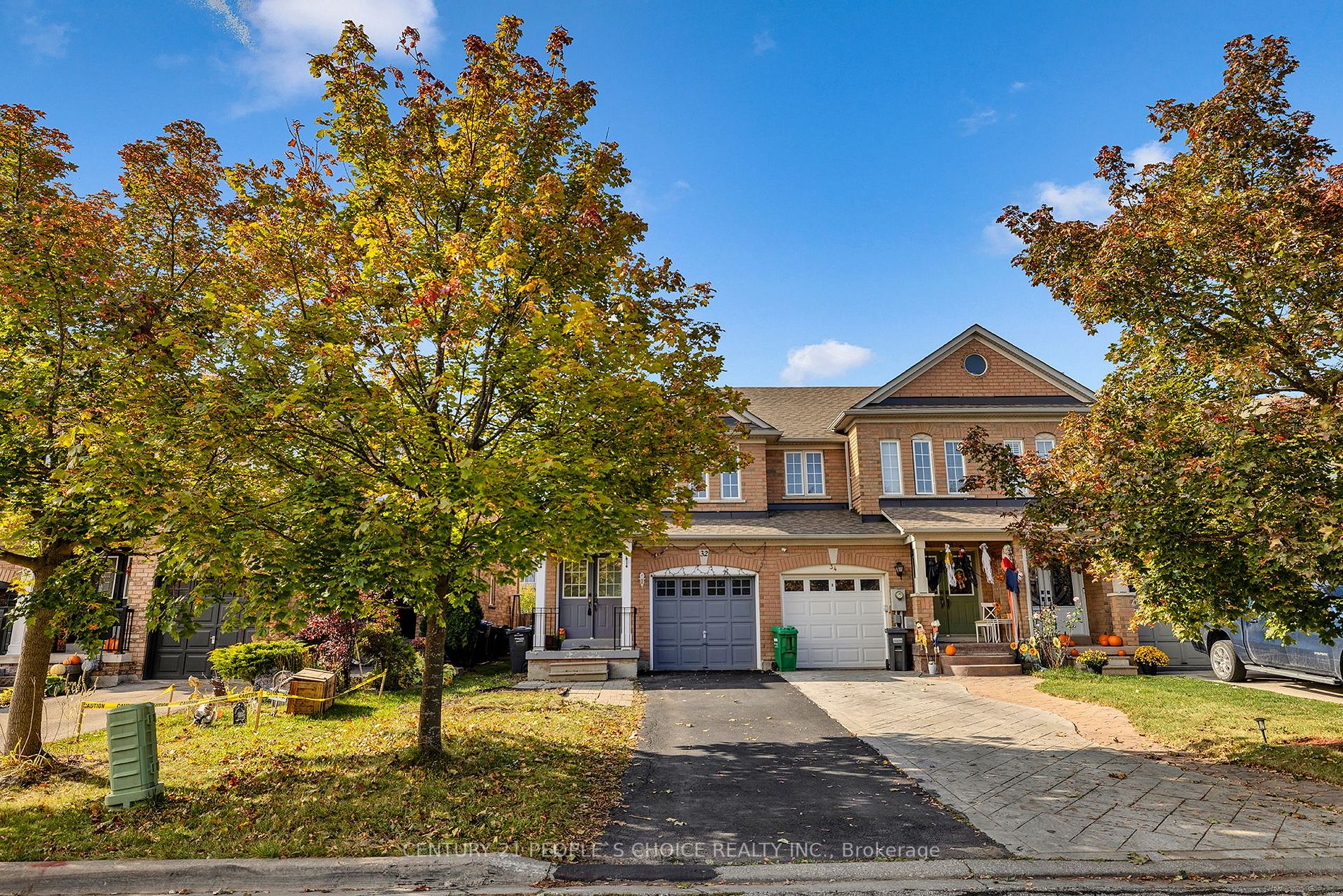32 Frank Johnston Rd