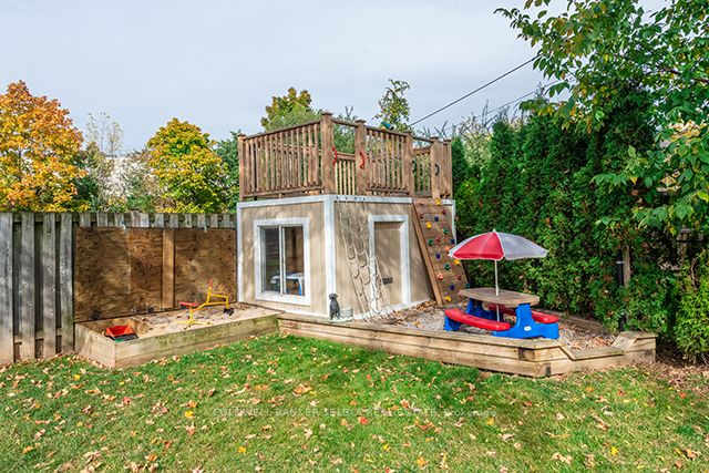 14 Gower Crt