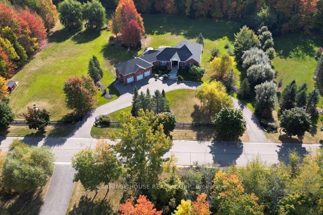 5 Rolling Meadow Dr