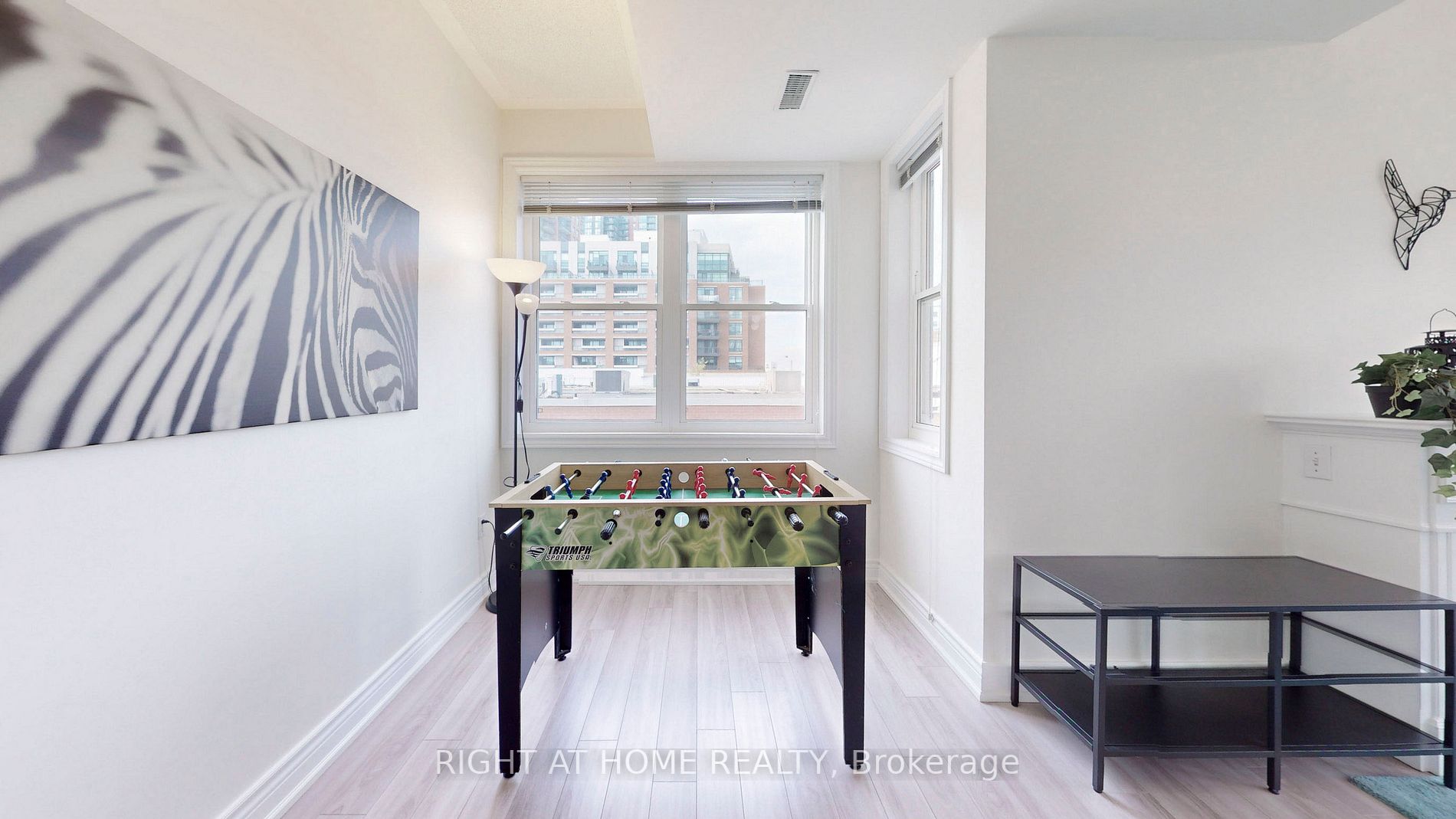 760 Lawrence Ave W, #79