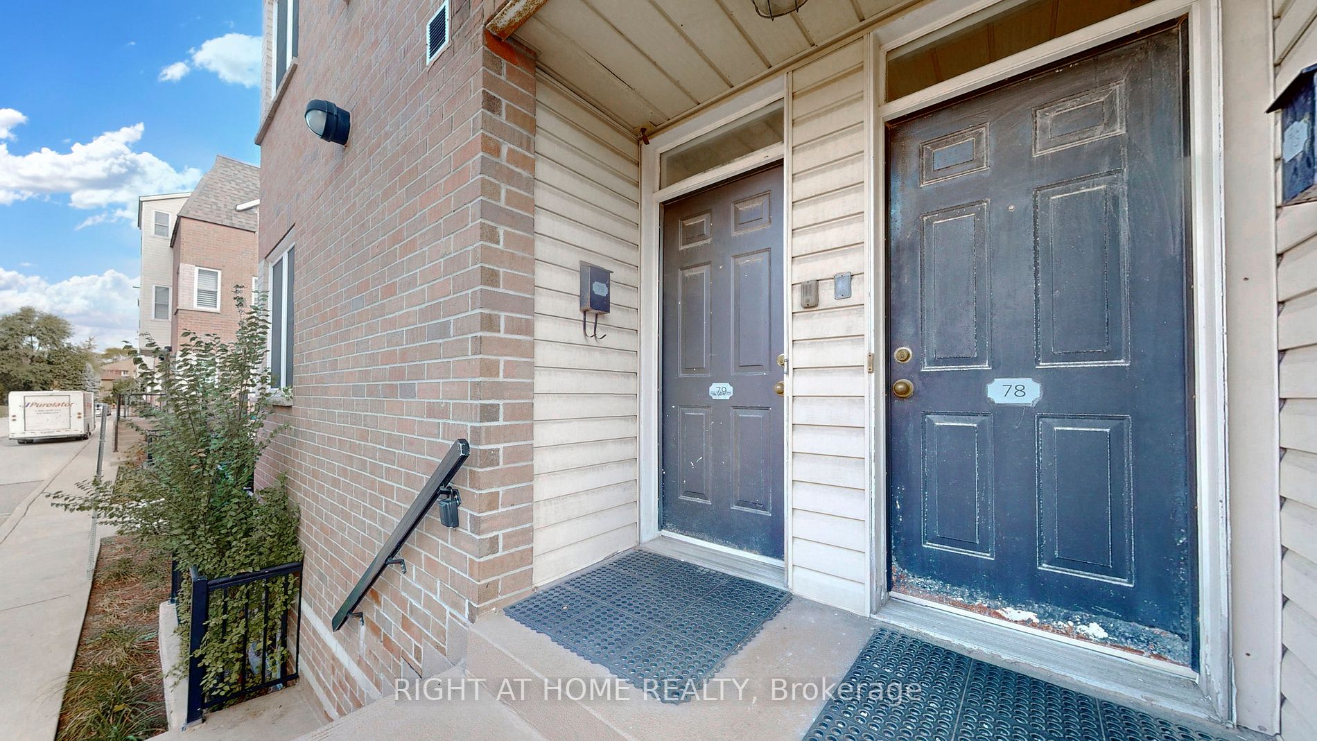 760 Lawrence Ave W, #79