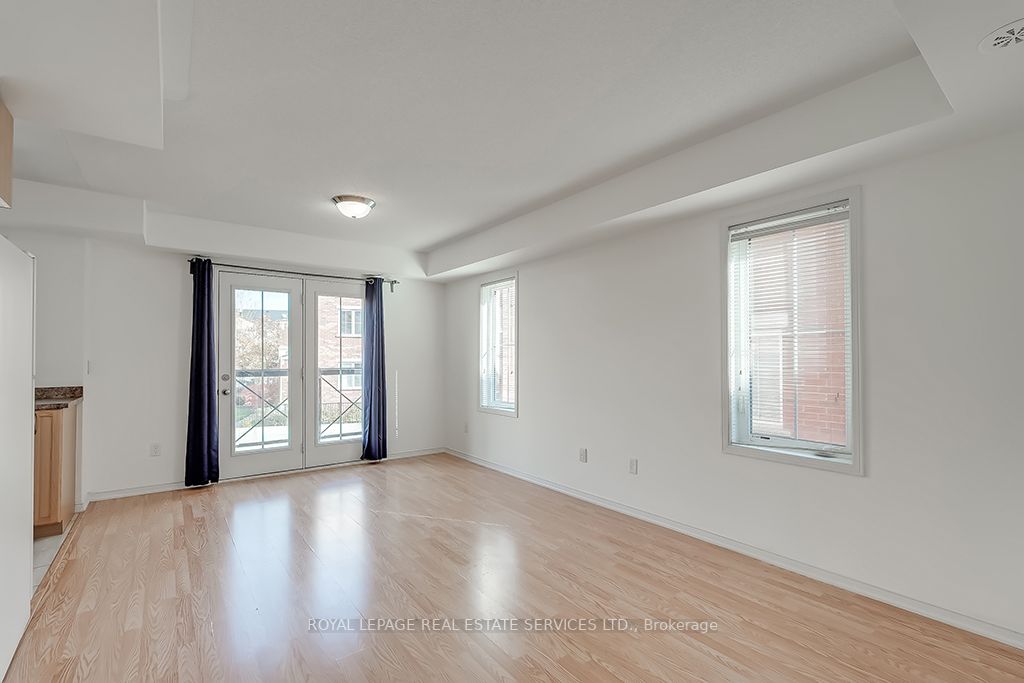 35 Hays Boulevard, #23
