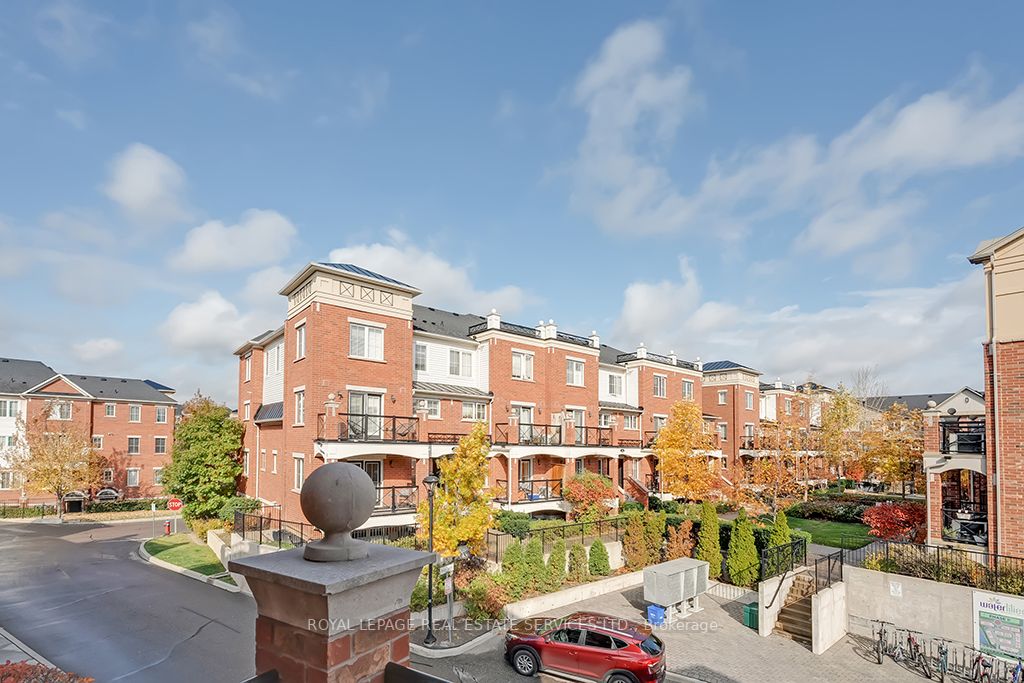35 Hays Boulevard, #23