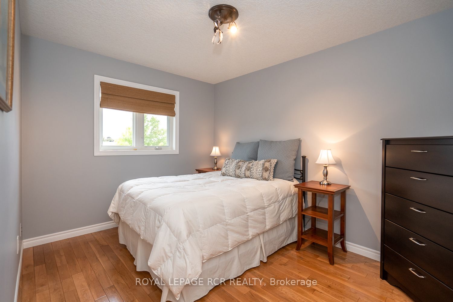 203 Walsh Cres