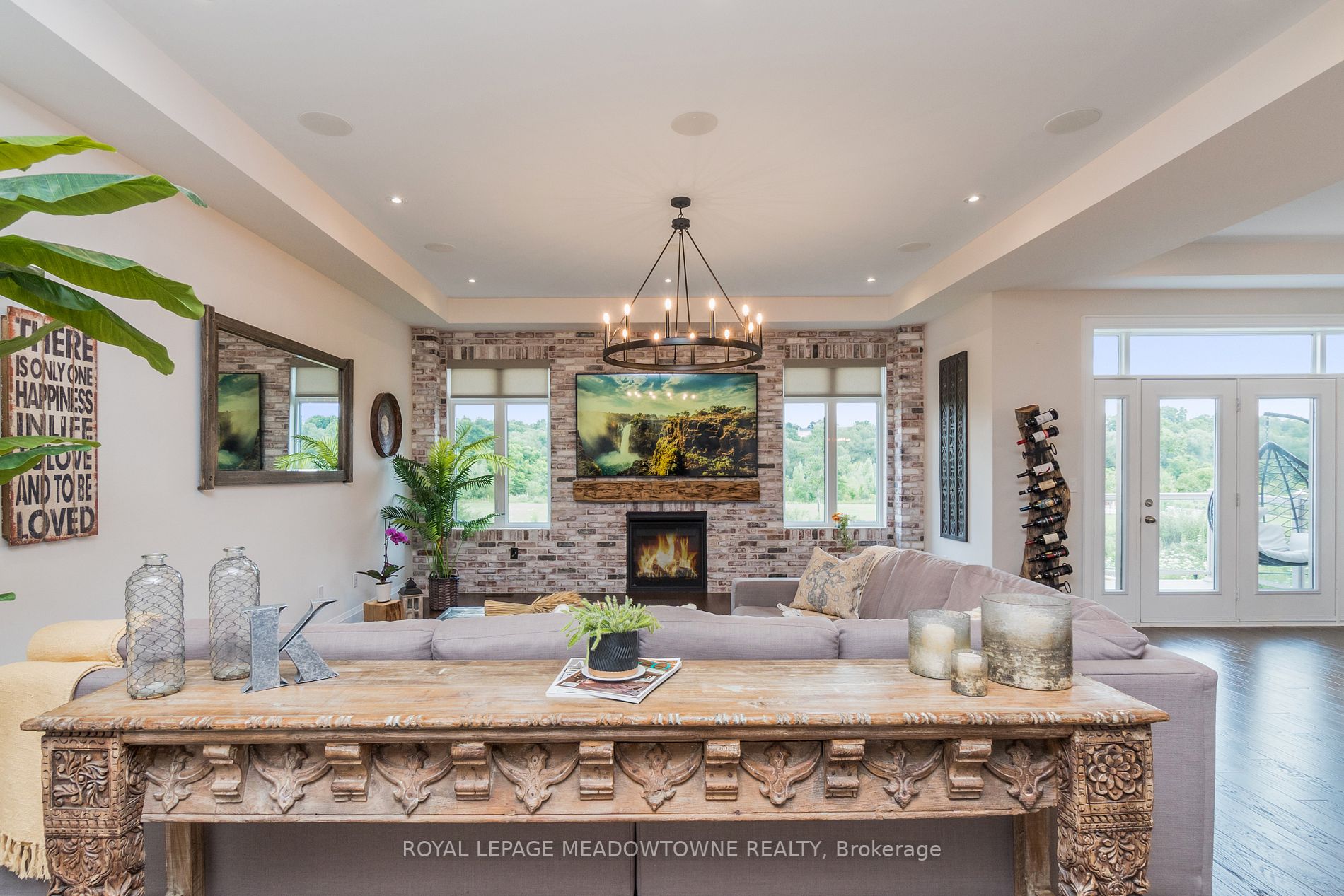 37 West Branch Dr