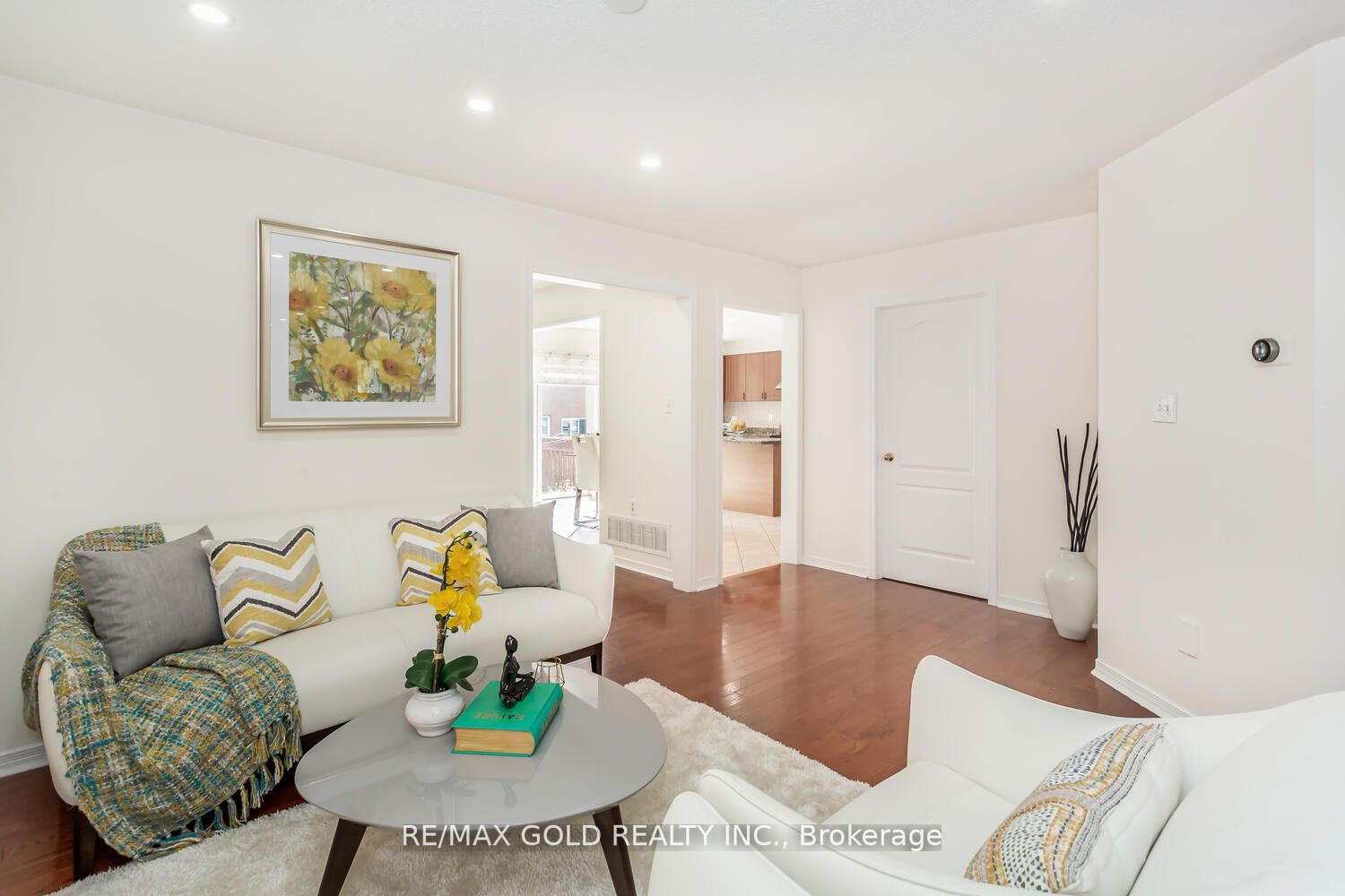 55 Cobblehill Cres