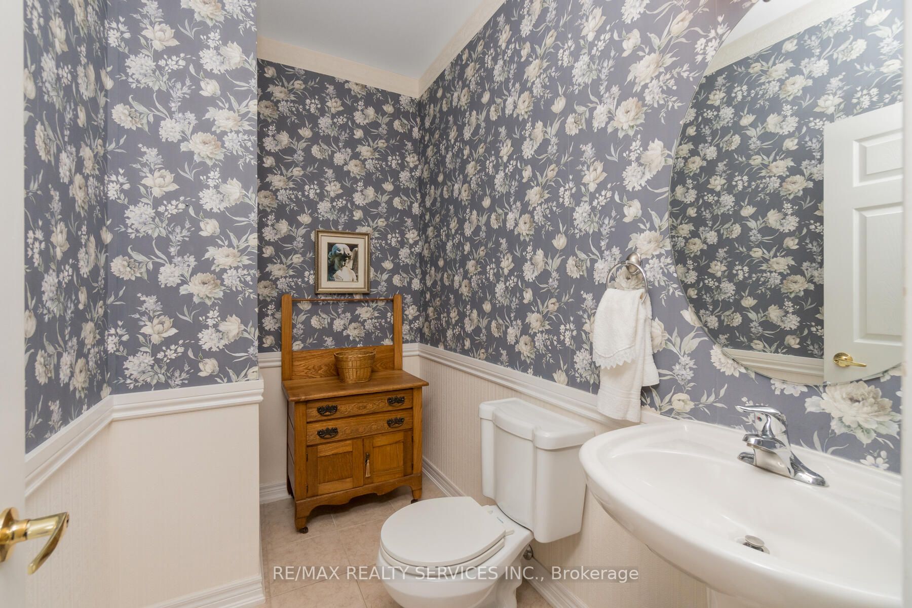 10 North Riverdale Dr