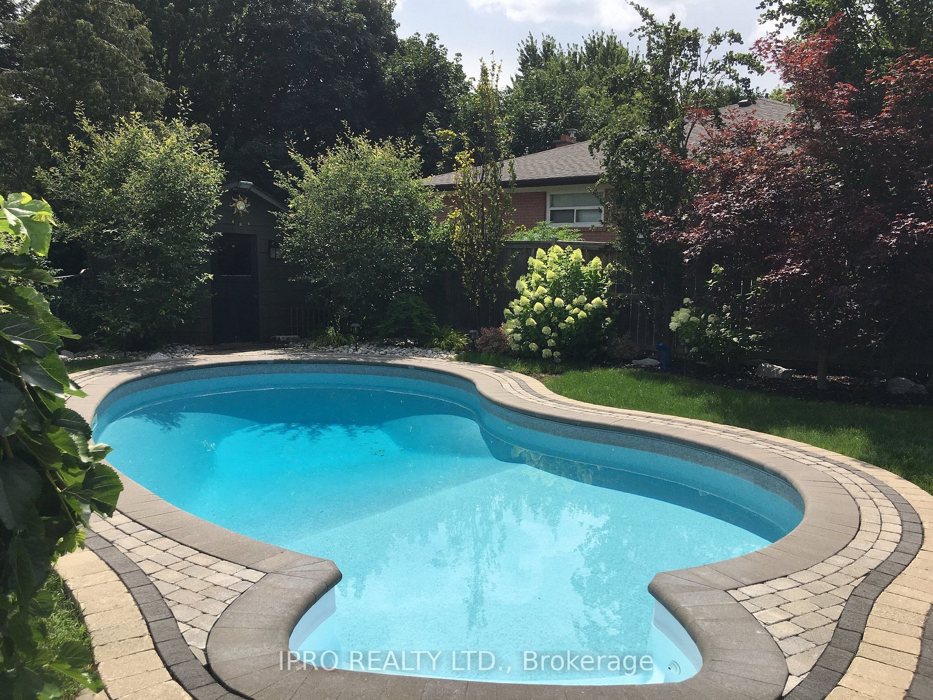 3 Gower Crt