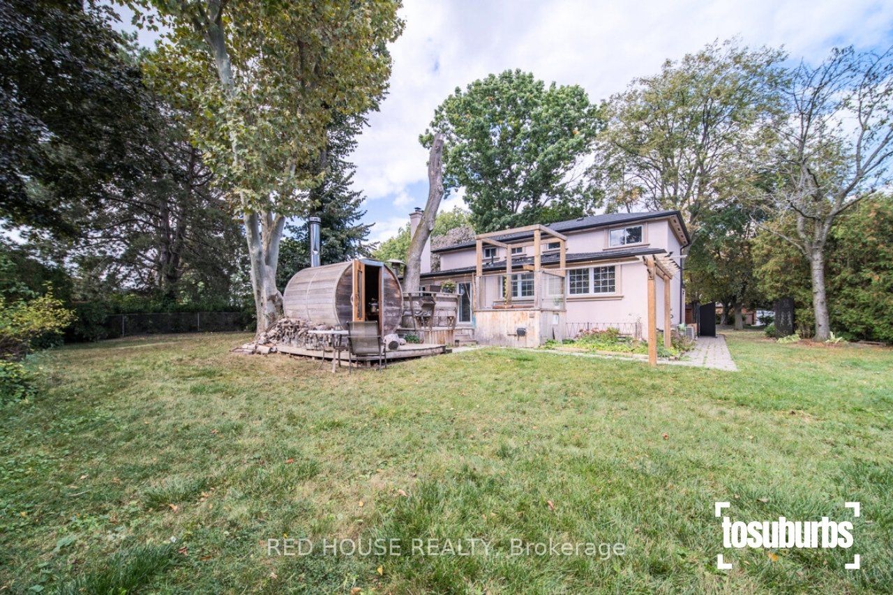 3256 Cindy Cres