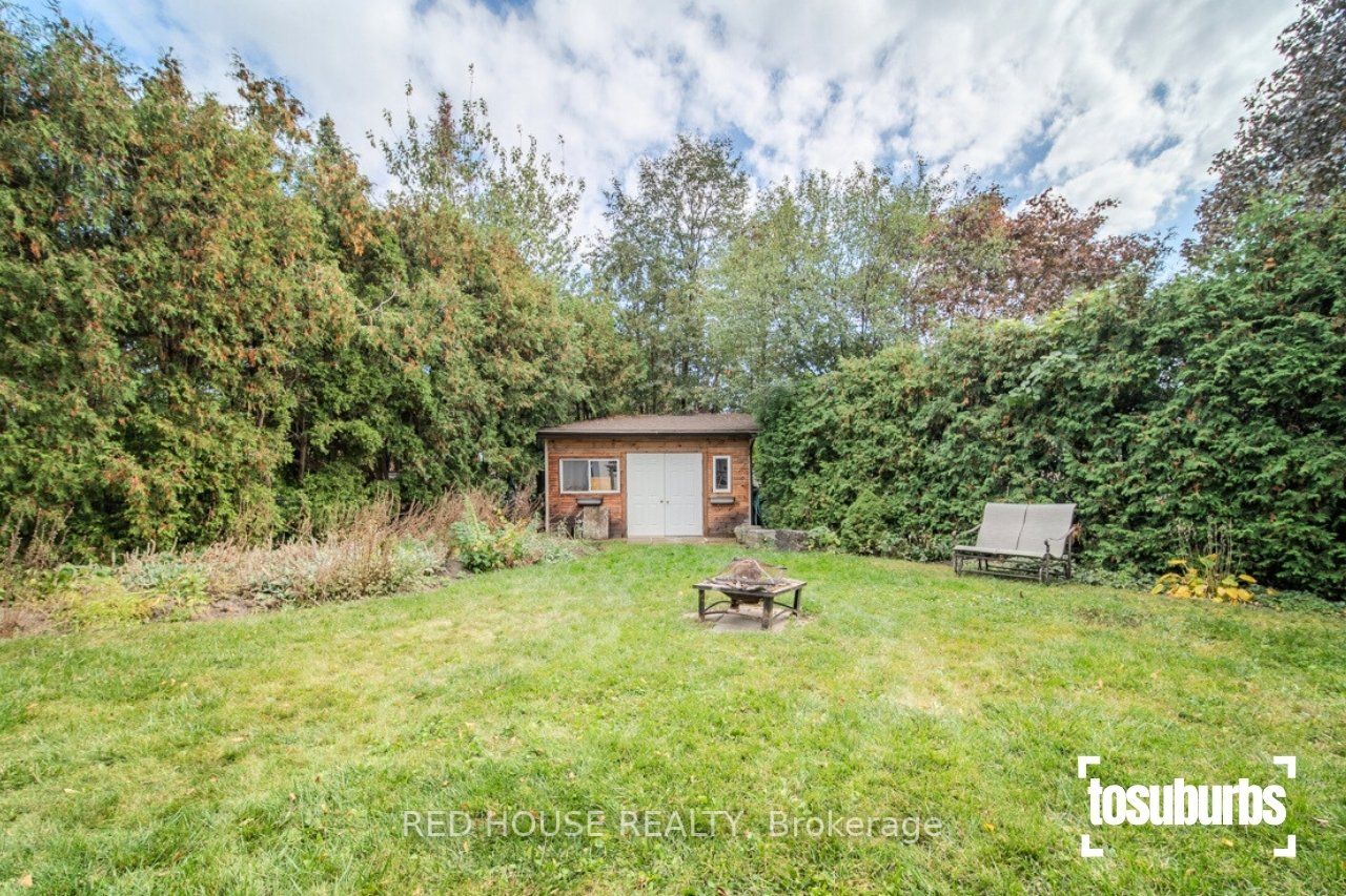 3256 Cindy Cres