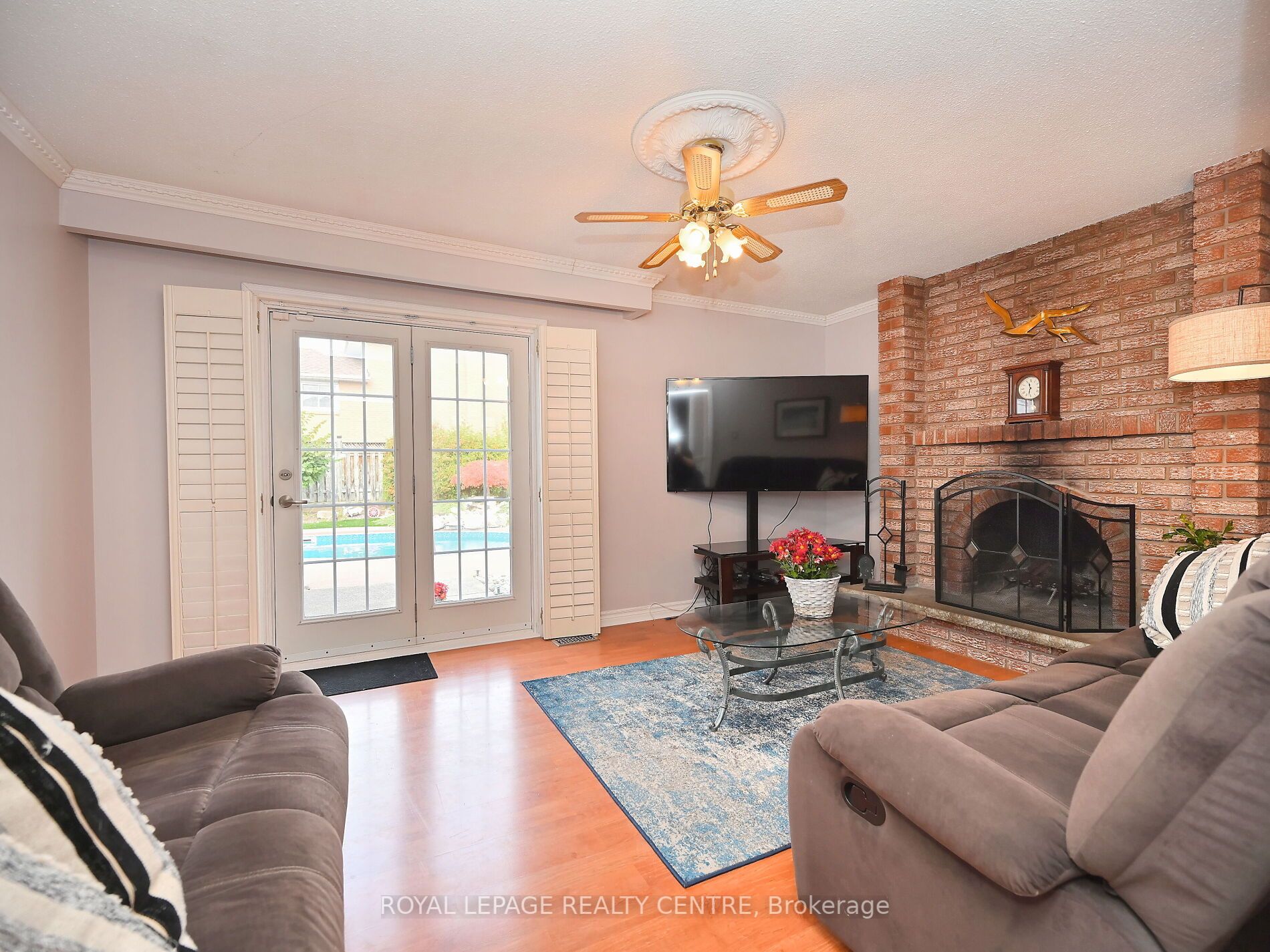 2519 Kingsberry Cres