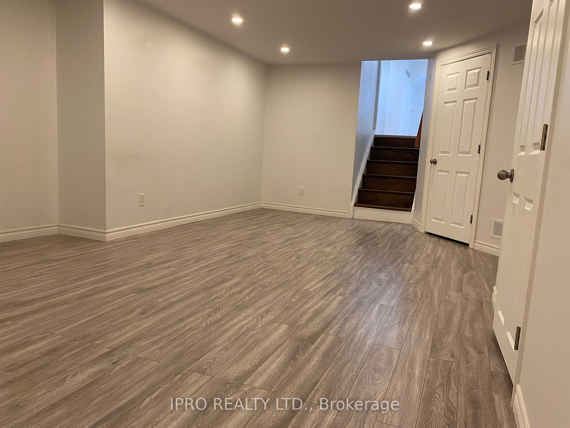 74 Hesp Dr, #Bsmnt