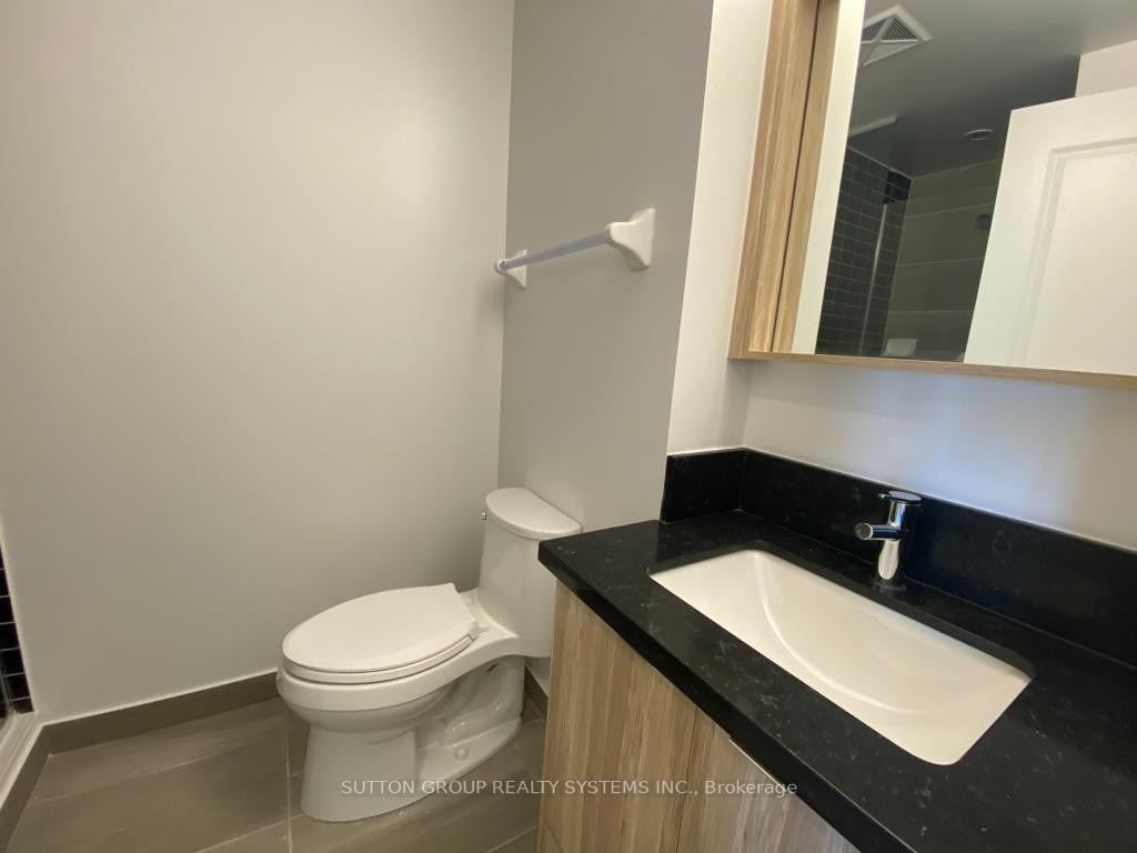 4699 Glen Erin Dr, #503