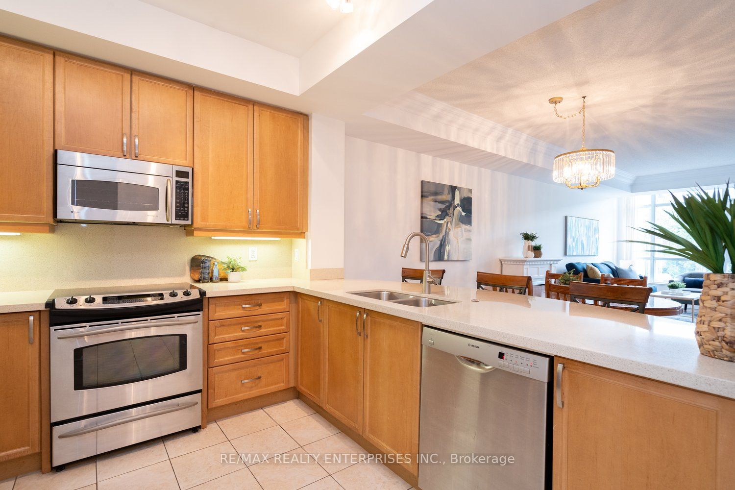 80 Port Street E, #208