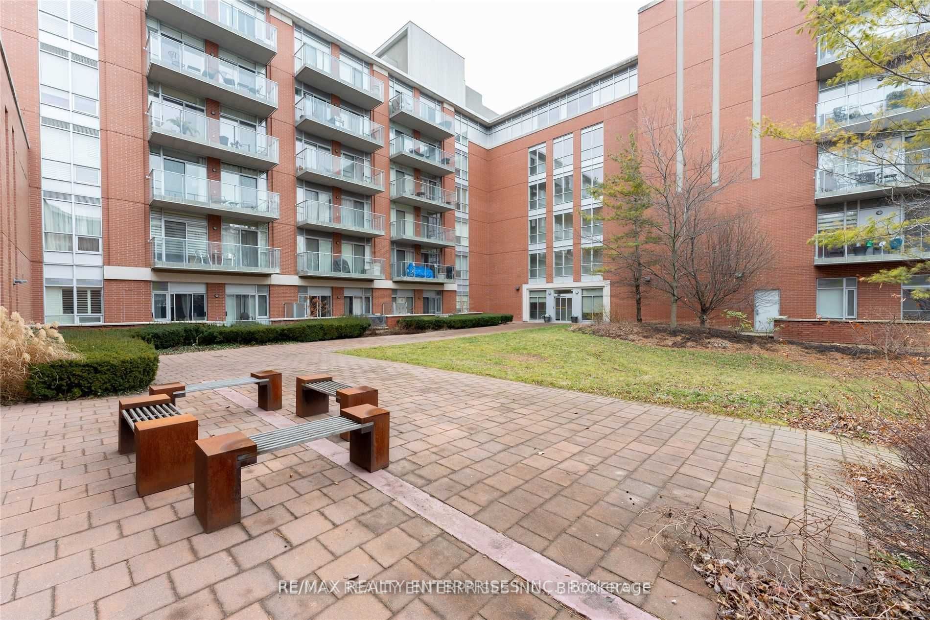 80 Port Street E, #208