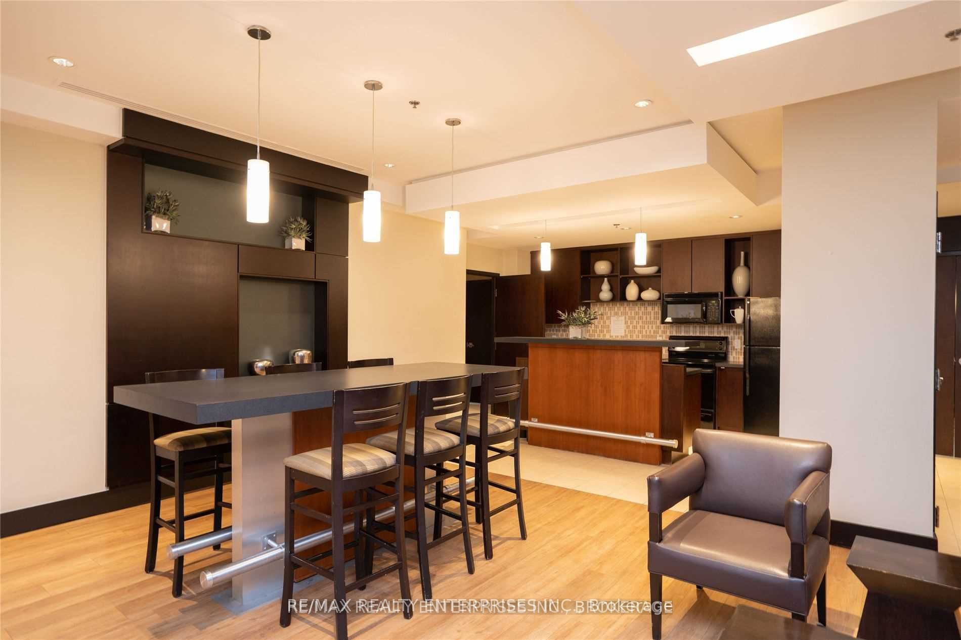 80 Port Street E, #208