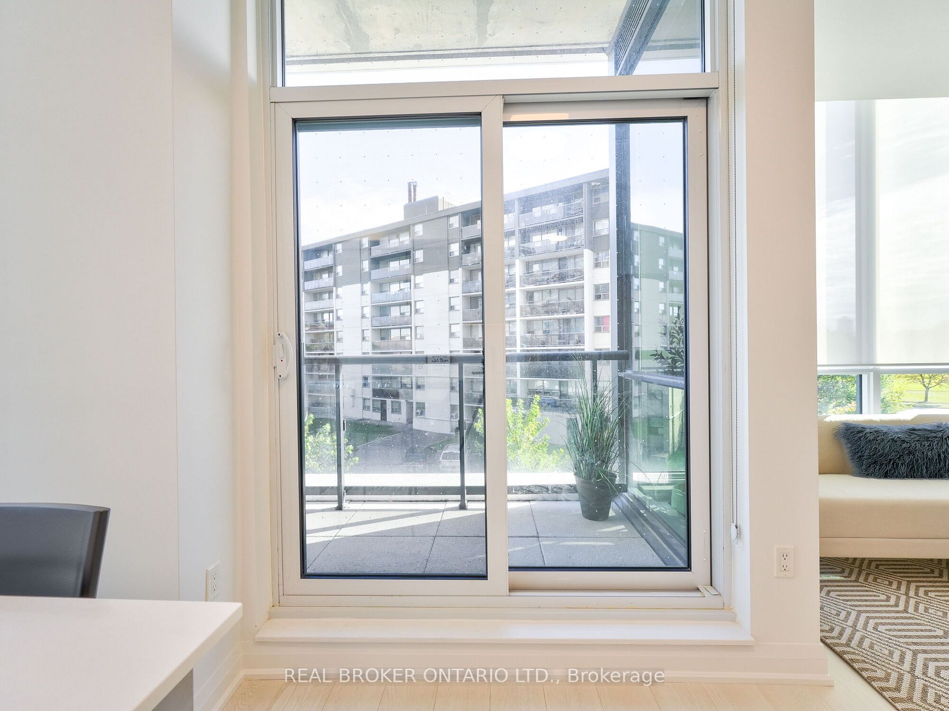 10 Gibbs Rd, #309