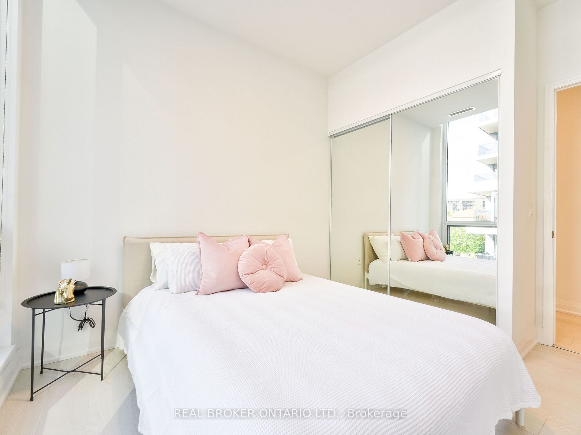 10 Gibbs Rd, #309