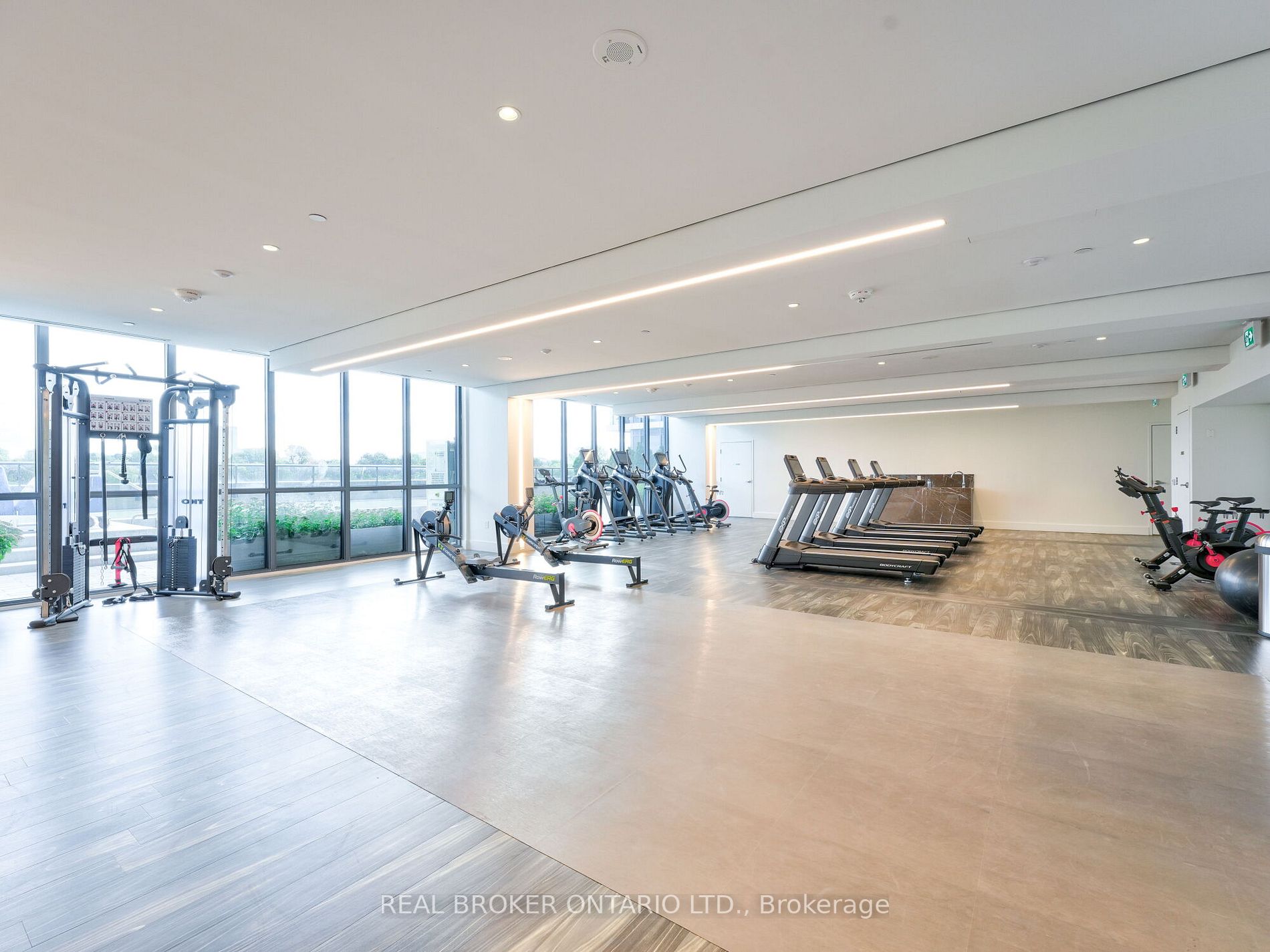 10 Gibbs Rd, #309