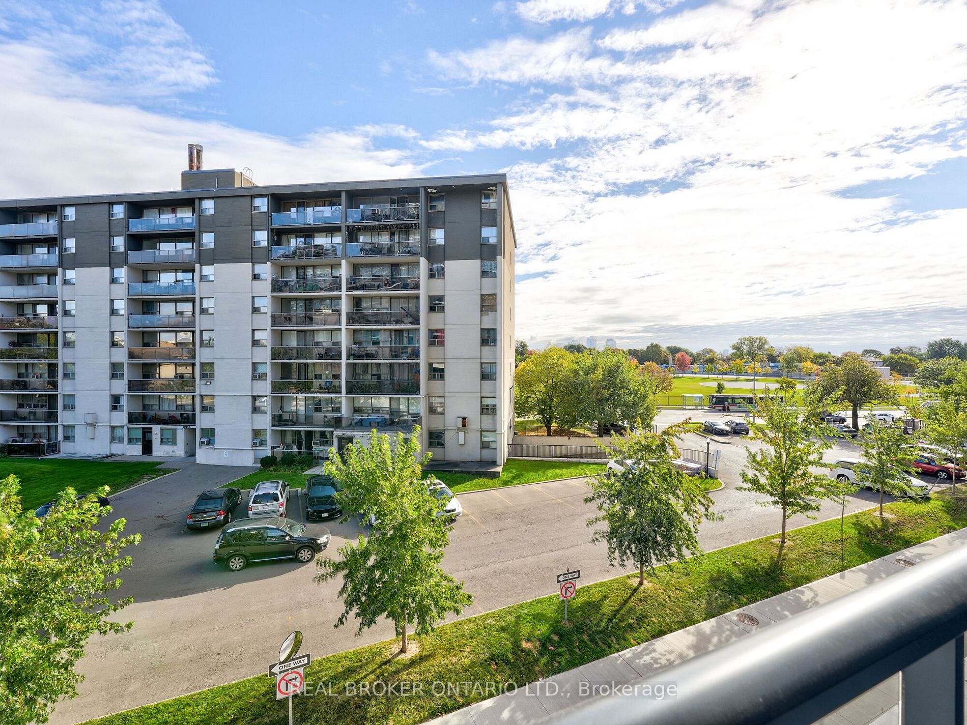 10 Gibbs Rd, #309