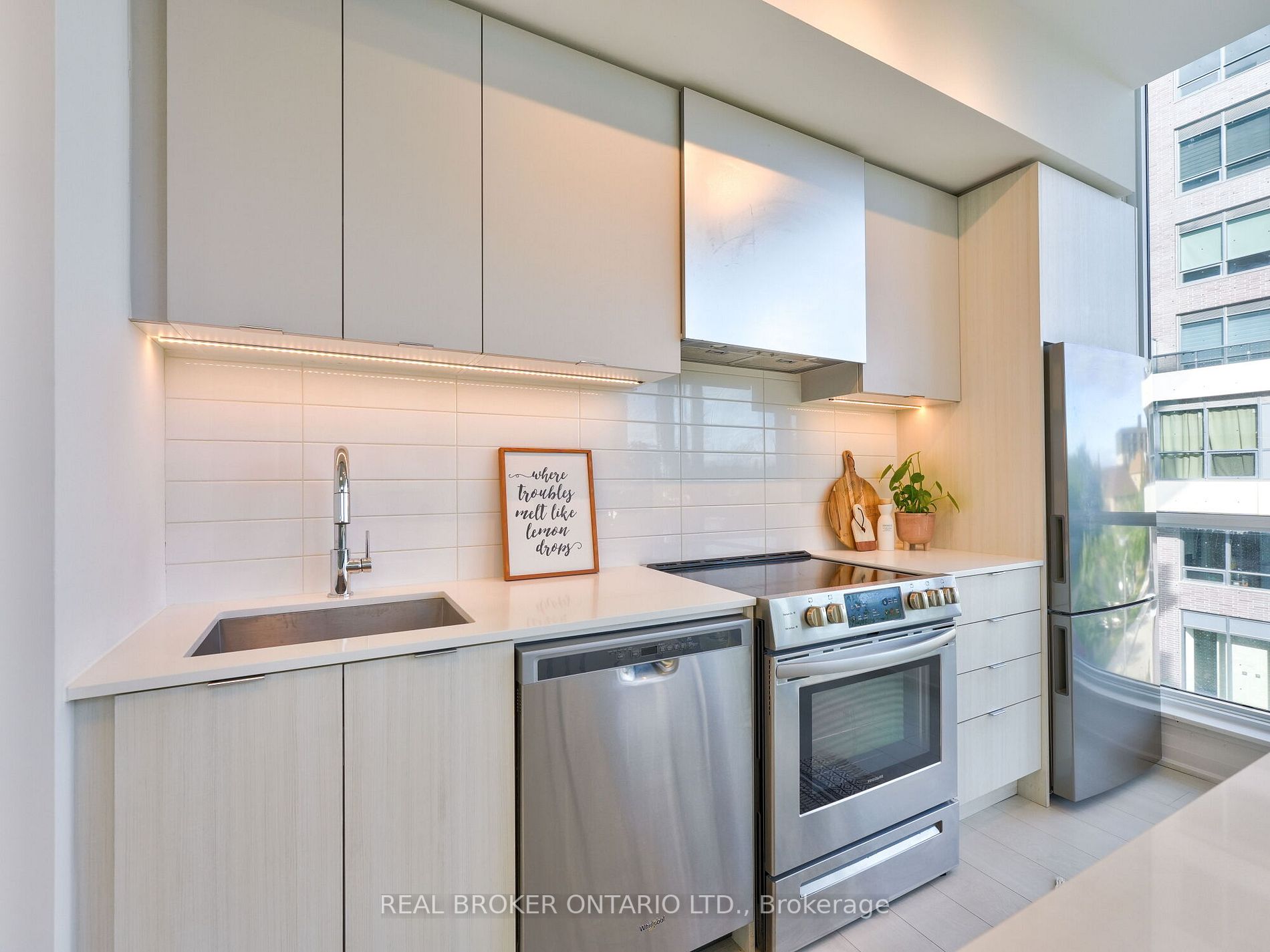 10 Gibbs Rd, #309